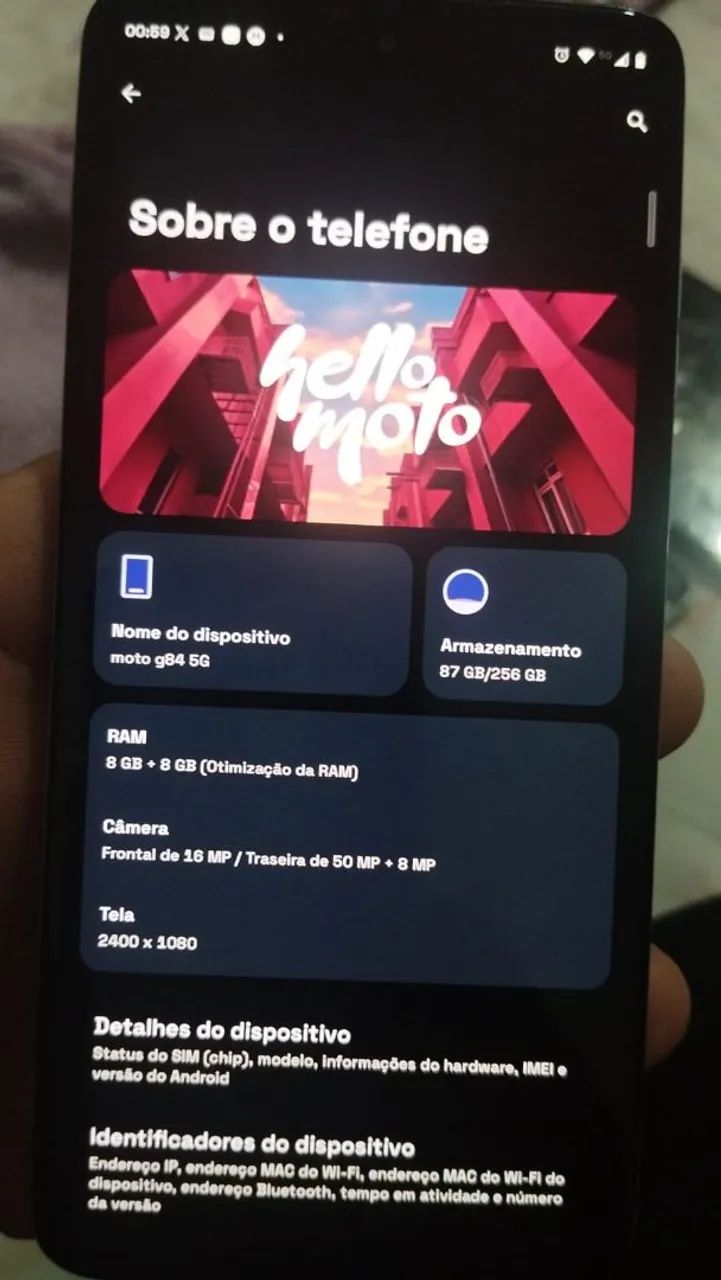 Moto G84 