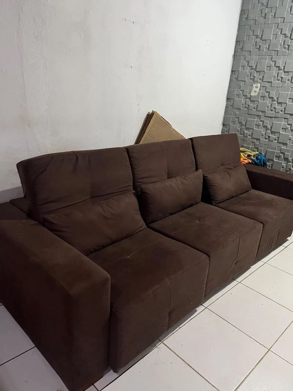 Vendo Sofá retrátil, reclinavel recém reformado 