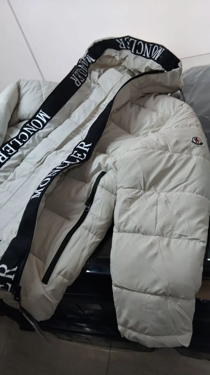 Jaqueta Moncler hood down jacket creme - Foto 5