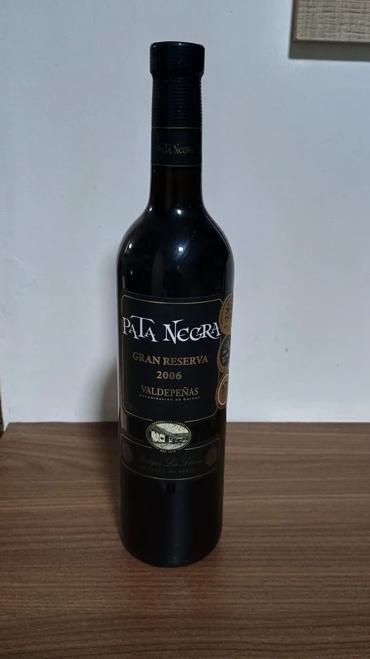 Excelente oportunidade. Kit com 4 vinhos importados. São excelentes vinhos importados  pre - Foto 2