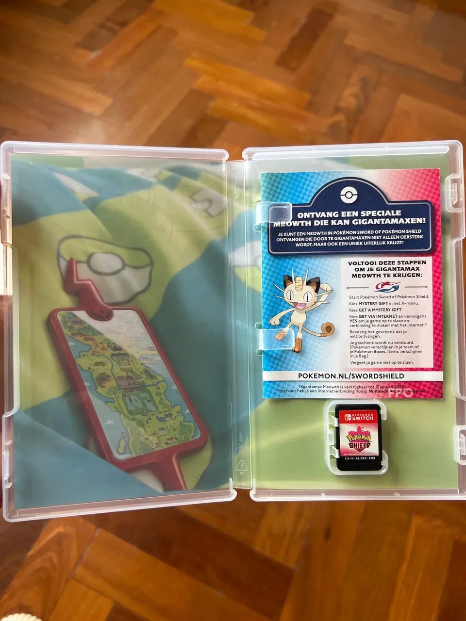 Pokemon Shield Nintendo Switch - Foto 2