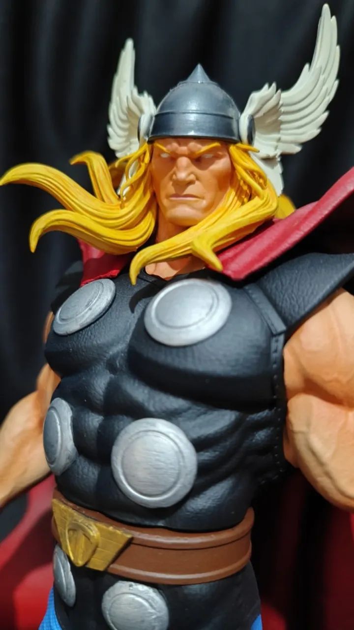 Estatua Thor em resina 3D com 32 cm - Foto 3