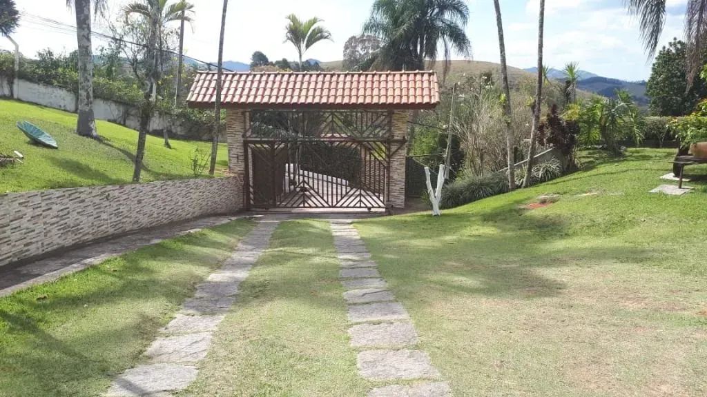 Imóvel para venda possui 300 m²  com 1 quarto - Foto 4