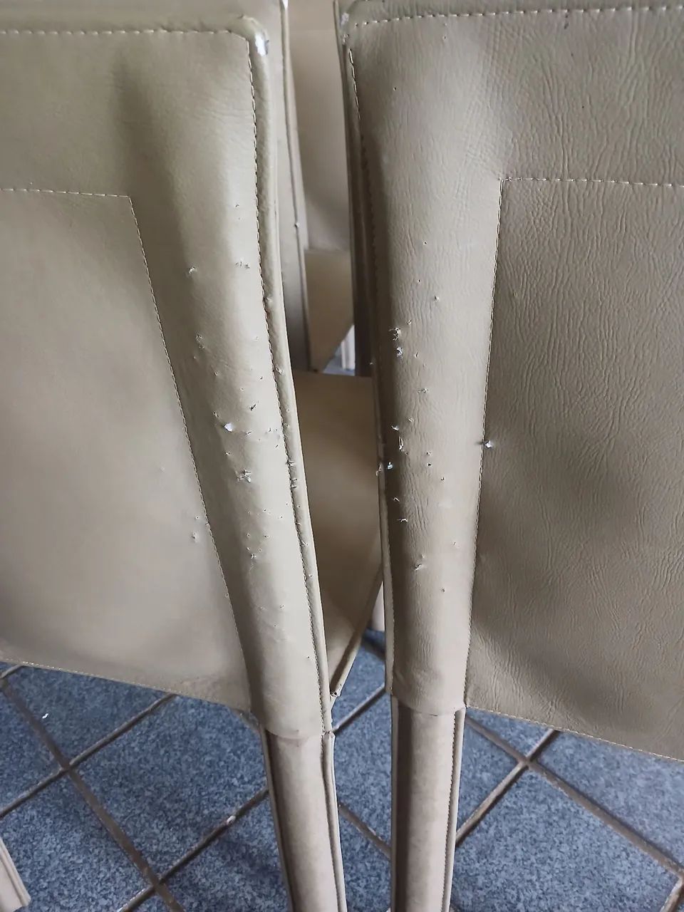 Vende-se cadeiras