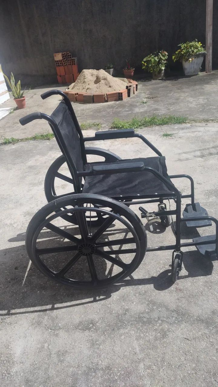 Cadeira de rodas  - Foto 2