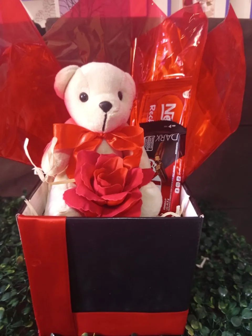 Box Doce Amor - Caixa de Presente com Ursinho, Rosa e Chocolates