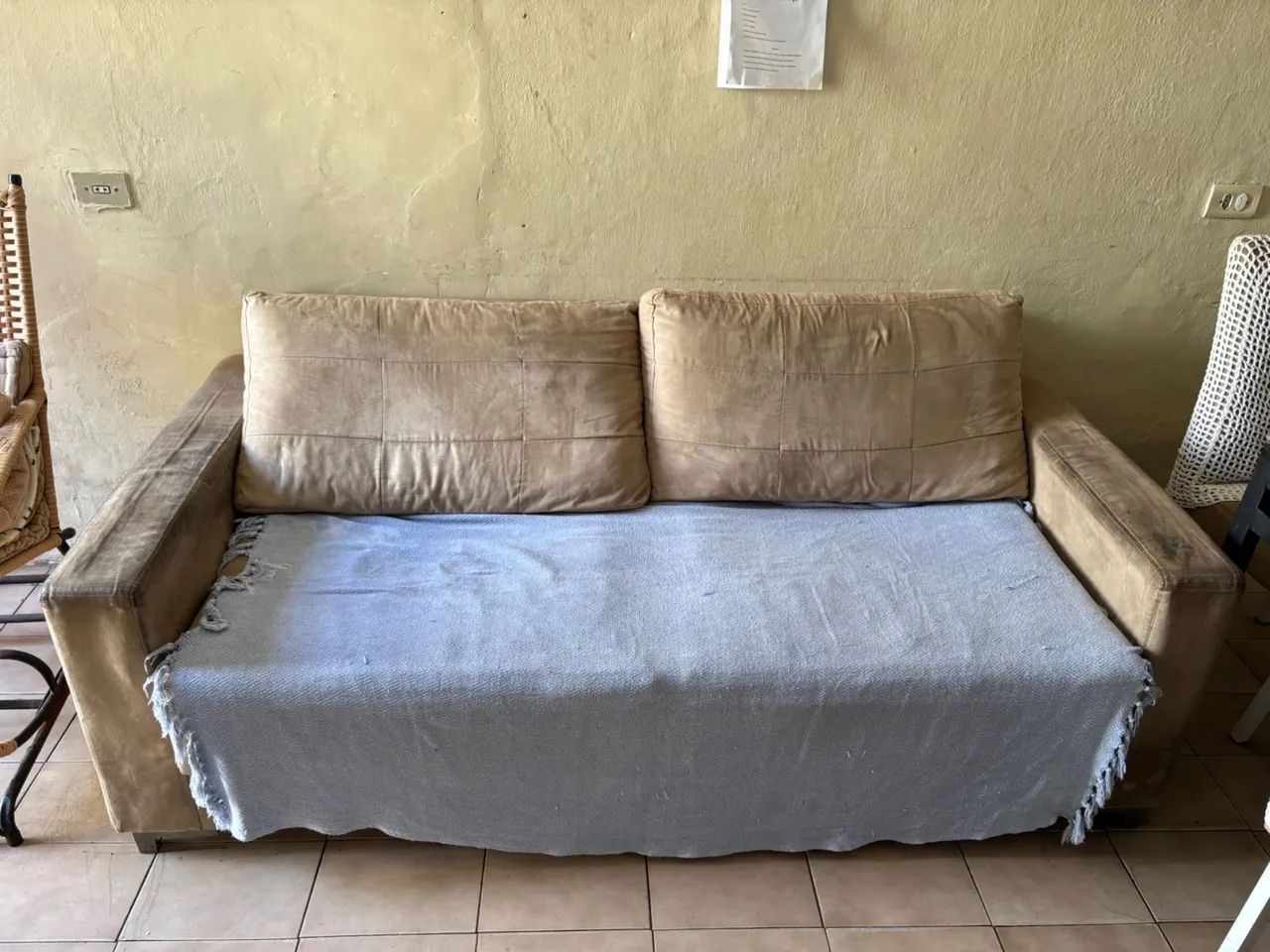 Sofá cama retrátil 