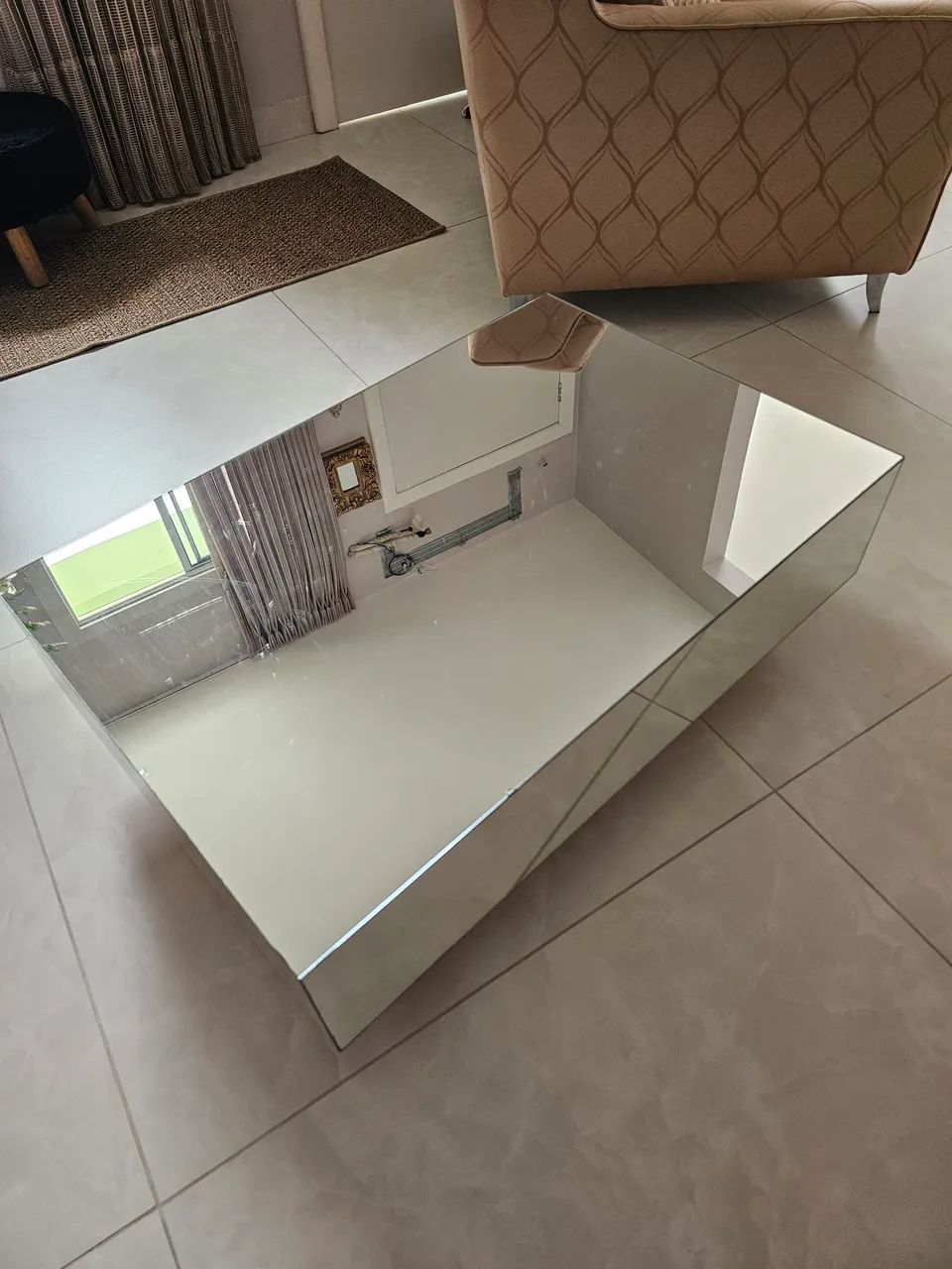 Mesa de centro de espelho