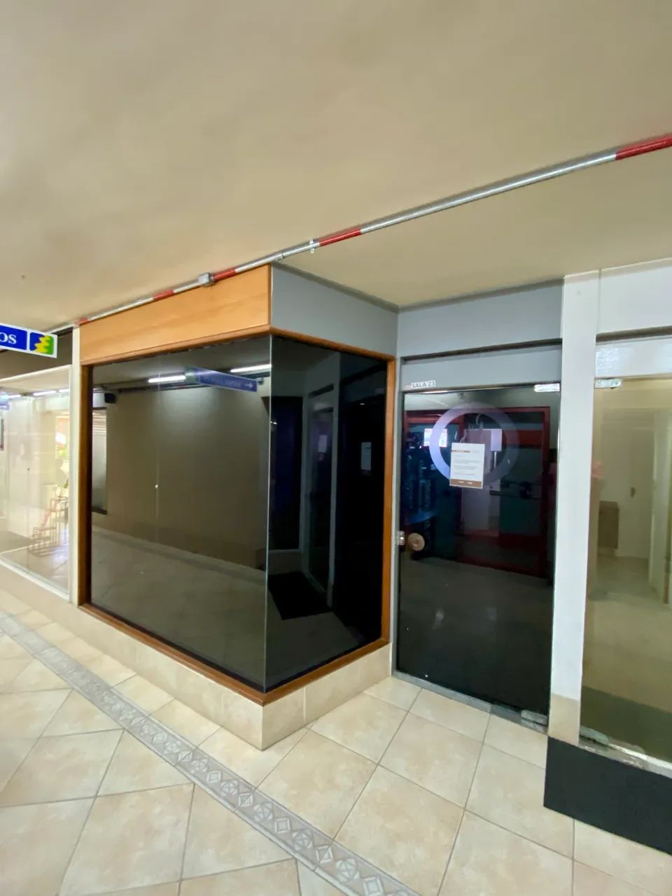 Alugo Salas Comerciais na Pajuçara  - Foto 4