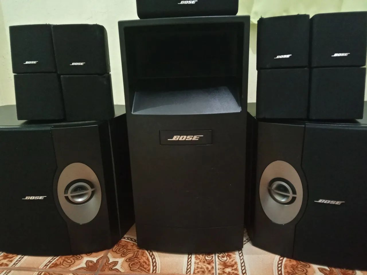 Sistema de audio ....BOSE````