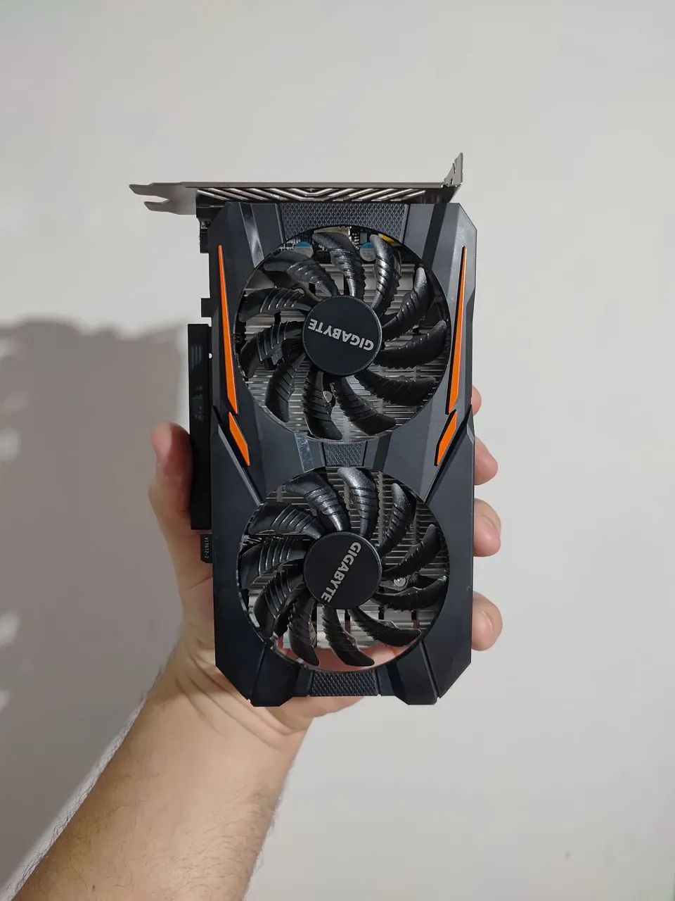 GTX 1050ti 4gb gigabyte 