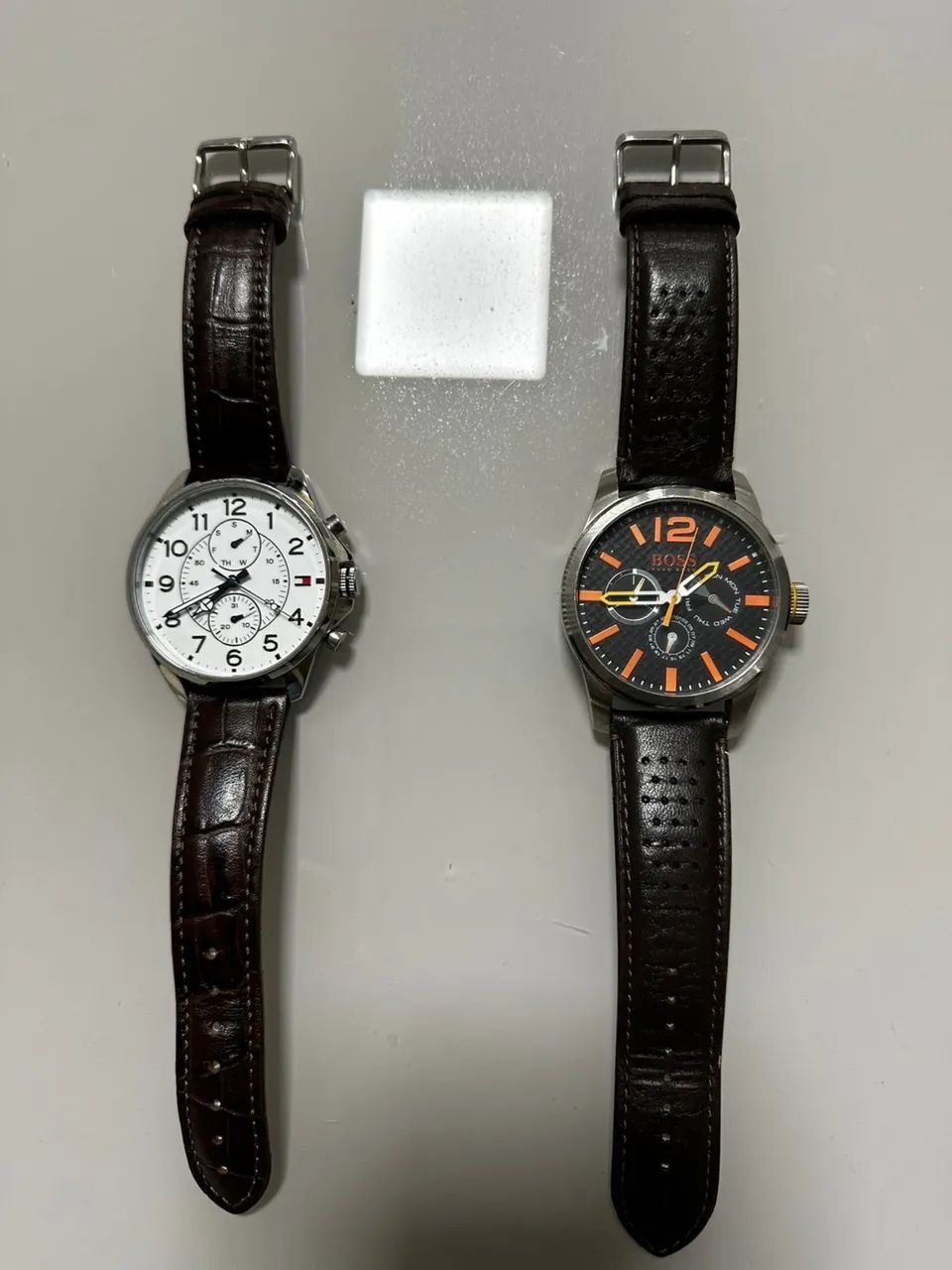 02 Relógios - 1 Hugo Boss e 1 Tommy Hilfiger