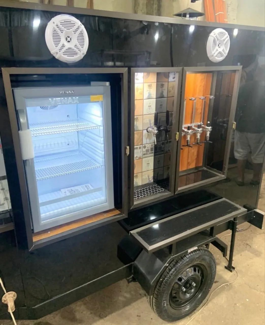 Trailer beer truck com churrasqueira  - Foto 2