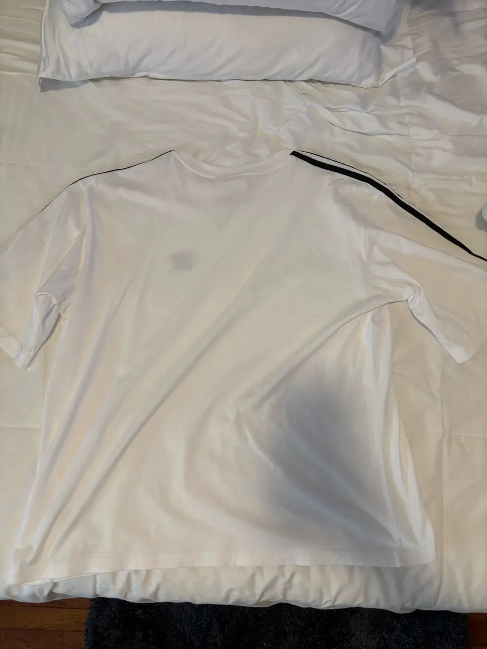 Camisa adidas oversized - Foto 2