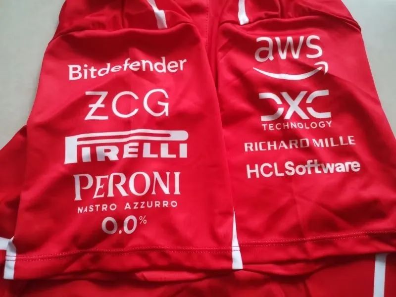 Camisa Fórmula 1 Lewis Hamilton Ferrari  - Foto 3