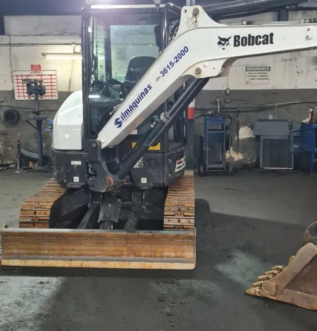 Miniescavadeira Marca Bobcat E35z 2022 1370h Ar-cond+est Aço - Foto 2
