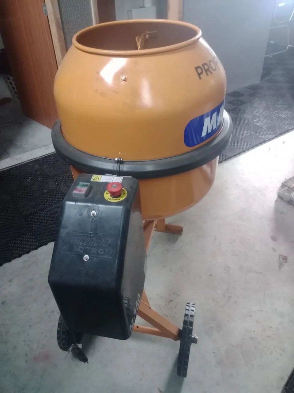 Betoneira 150L Motor 1/2CV  127V com Chave de Segurança MAQTRON-M150 - Foto 2