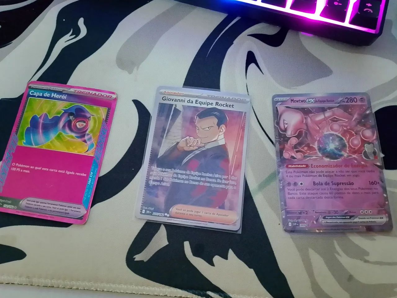 Kit cartas Pokémon 223 cartas e cartas raras