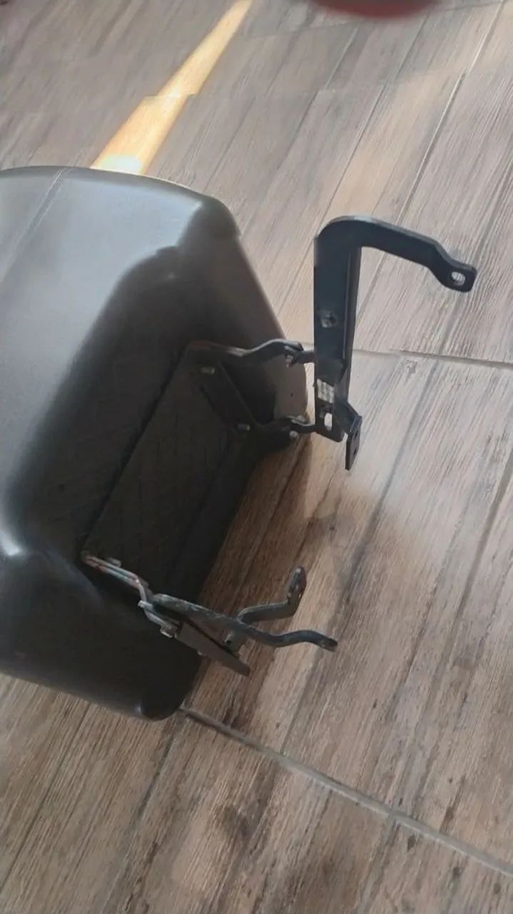 Caixa de entrega para moto  - Foto 4