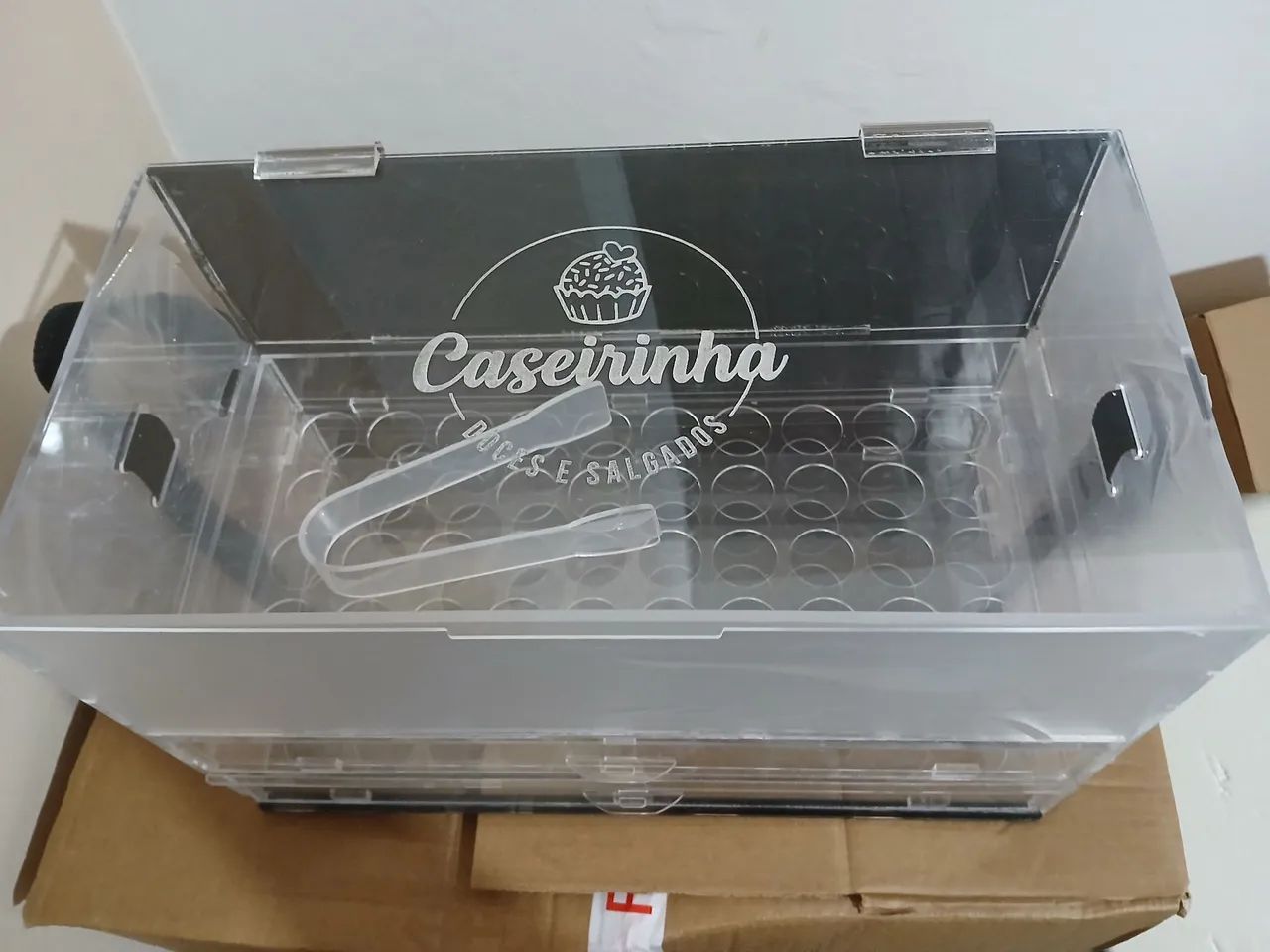 Expositor de Acrílico para Brigadeiro 