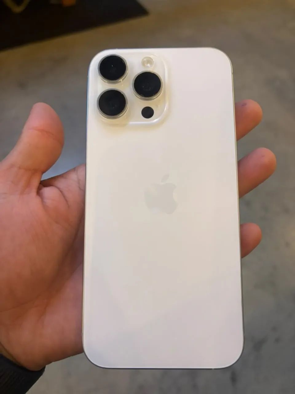 IPHONE 16 PRO MAX