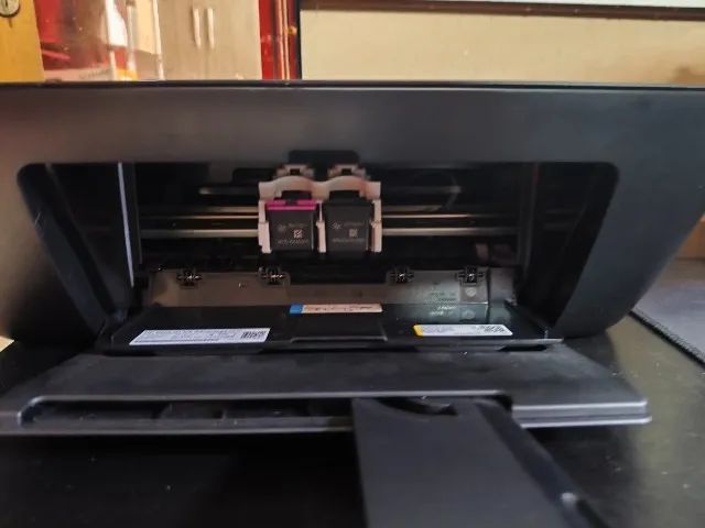Impressora HP 2874 COM CARTUCHOS, E 1 PACOTE DE FOLHA A4 - Foto 3