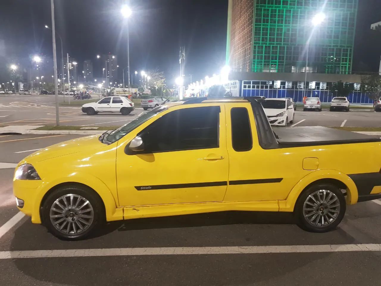 Fiat Strada Sporting 1.8 Flex 16V CE 2012 - Foto 2
