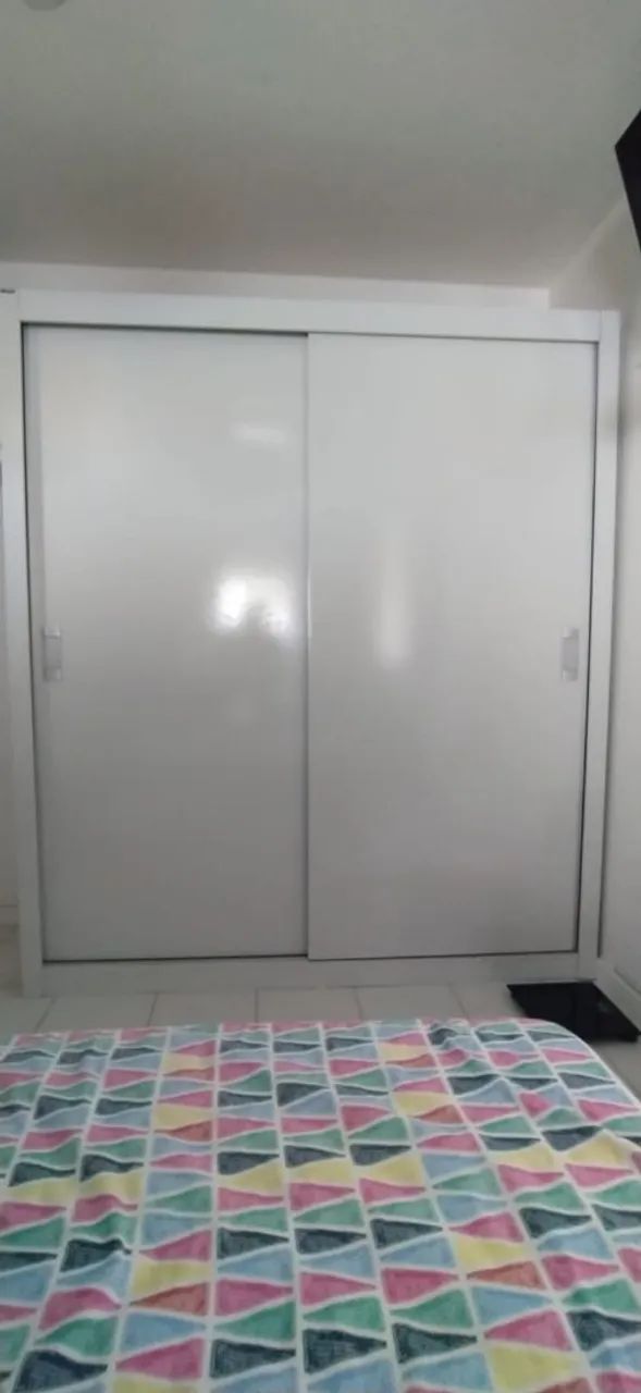 Guarda-roupa + Base de cama - Foto 2