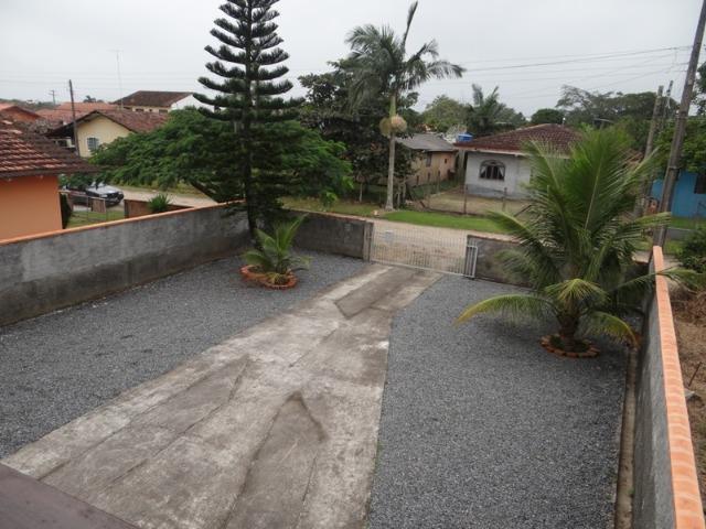 Lindo sobrado, 04 dormitórios, 03 banheiros, terreno todo murado - Foto 17