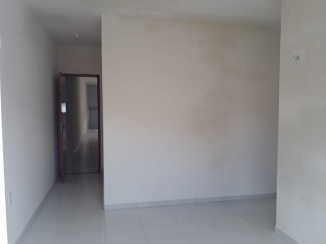 Linda casa 3 quartos 2 banheiros fino acabamento com documentação inclusa - Foto 12