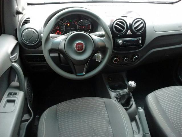 FIAT PALIO NOVA GERAÇÃO ATTRACTIVE 1.0 8V EVO FLEX Preto 2016/2016 - Foto 6