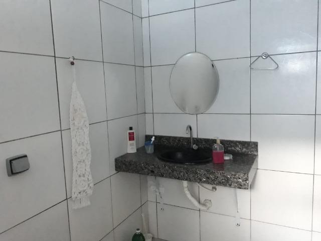Vd casa 2 quartos, com casa de fundos de 1 quarto, R$ 210 mil aceito financiamento - Foto 13