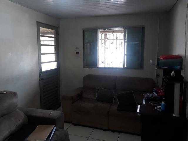 Vd casa 2 quartos, com casa de fundos de 1 quarto, R$ 210 mil aceito financiamento - Foto 5