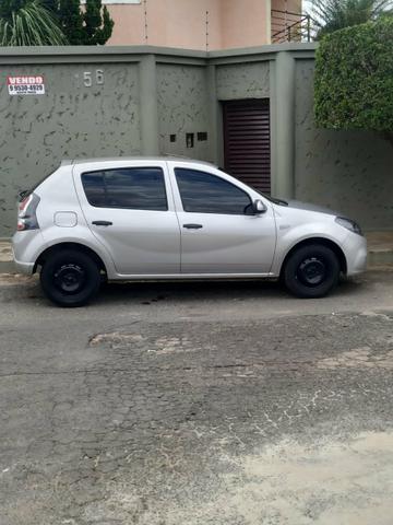 Sandero 14/14 diferenciado (leiam) - Foto 3