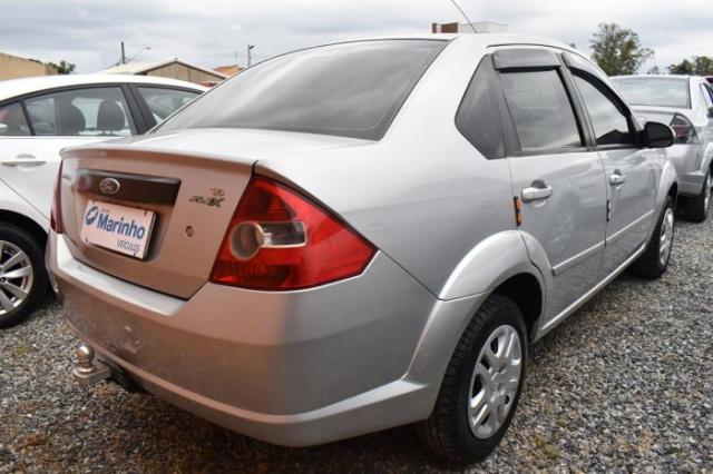 Ford fiesta sedan 2005 1.6 mpi sedan 8v flex 4p manual