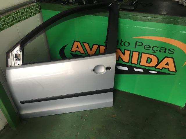 Porta Dianteira Esquerda Polo Prata Original Volkswagen Peças Lado Motorista