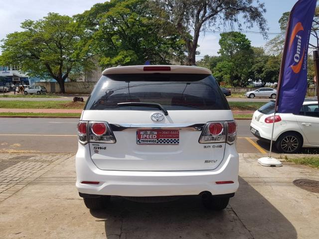 Toyota hilux sw4 2013/2013 3.0 srv 4x4 16v turbo intercooler Diesel automático - Foto 4