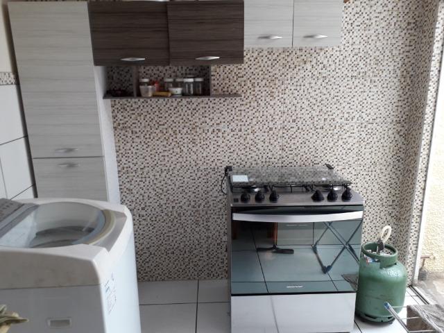 Casa aconchegante em condomínio - Foto 9