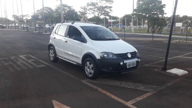 Vende-se ou troca por carro de menor valor mais volta - Foto 4