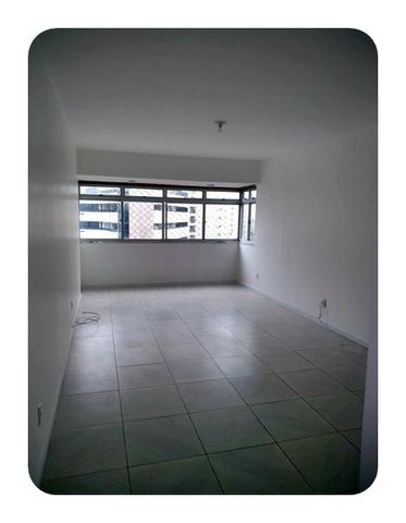 Apartamento de 3 quartos no Meireles