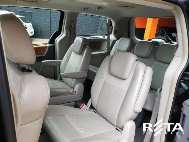 CHRYSLER TOWN & COUNTRY 3.8 V6 AUT - Foto 8
