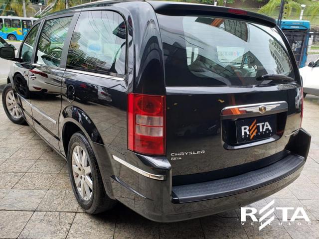 CHRYSLER TOWN & COUNTRY 3.8 V6 AUT - Foto 4