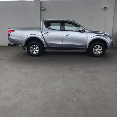 Smart Veículos - MMC Triton Sport Gls AT, 18/2019, 54.423 km. R$ 119.900,00 - Foto 3