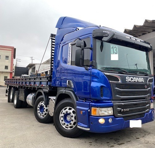 SCANIA P 310 OPTICRUISE 8X2 ANO 2013.