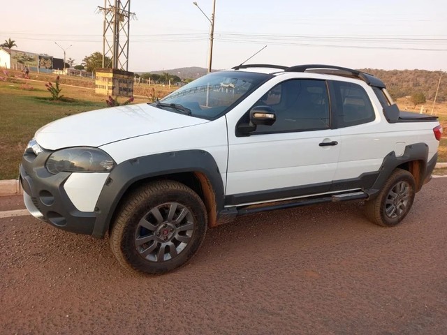 FIAT STRADA ADVENTURE 1.8 2015