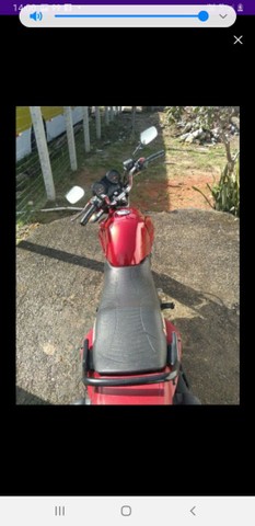 MOTO YAMAHA 2011