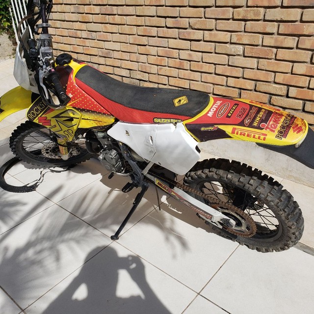 MOTO TRILHA SUZUKI DR 400