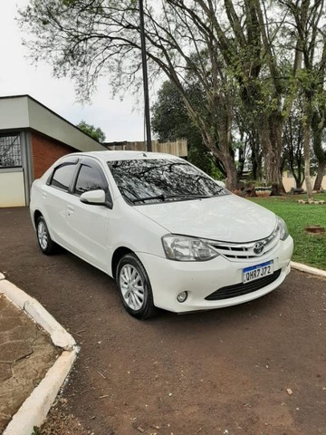 TOYOTA ETIOS 1.5 XLS MEC.