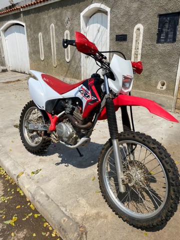 HONDA CRF 230 MUITO NOVA