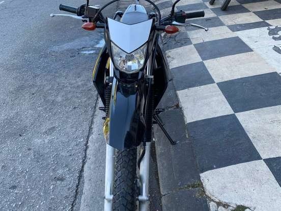 YAMAHA XTZ 250 LANDER 2015
